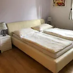 아파트 1