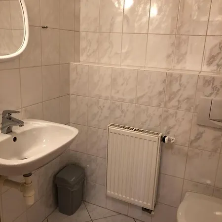 Appartement 1 *